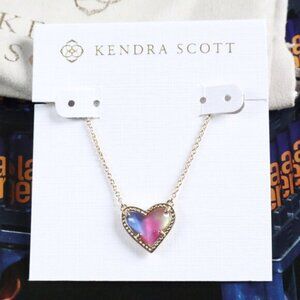 ✅Kendra Scott Ari Heart Necklace Watercolor Gold